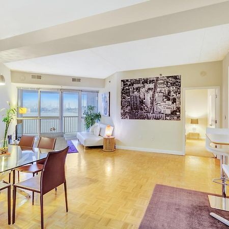 Dharma Home Suites Jc At Exchange Place جيرسي سيتي المظهر الخارجي الصورة