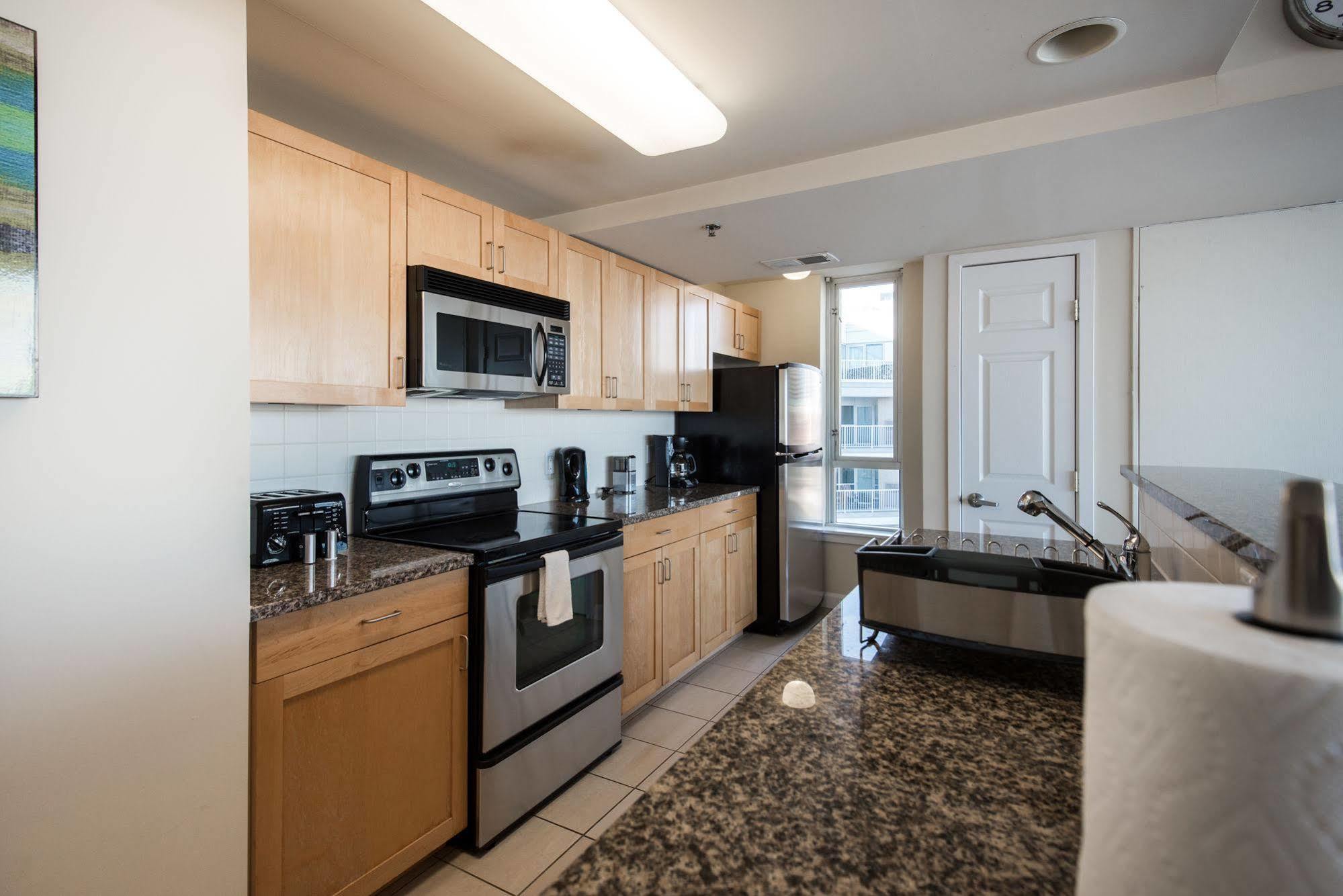 Dharma Home Suites Jc At Exchange Place جيرسي سيتي المظهر الخارجي الصورة