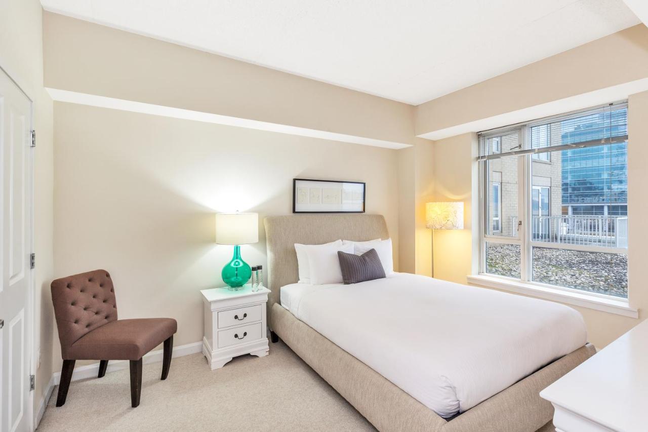 Dharma Home Suites Jc At Exchange Place جيرسي سيتي المظهر الخارجي الصورة