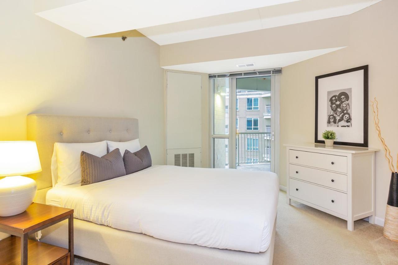 Dharma Home Suites Jc At Exchange Place جيرسي سيتي المظهر الخارجي الصورة
