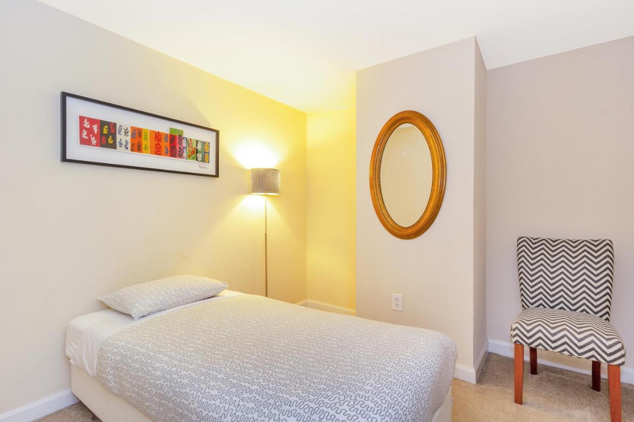 Dharma Home Suites Jc At Exchange Place جيرسي سيتي المظهر الخارجي الصورة